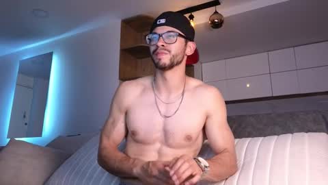 phantom_bigger1 online show from 5, 1, 2026