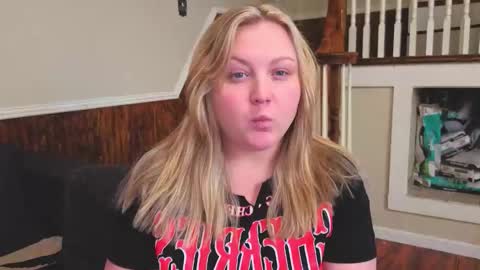 Snapshot of phatassblond chatting on 13, 2, 2026 PhatAssBlond online show from 13, 2, 2026