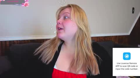 Snapshot of phatassblond chatting on 8, 3, 2026 PhatAssBlond online show from 8, 3, 2026