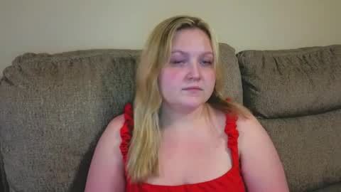 Snapshot of phatassblond chatting on 21, 3, 2026 PhatAssBlond online show from 21, 3, 2026