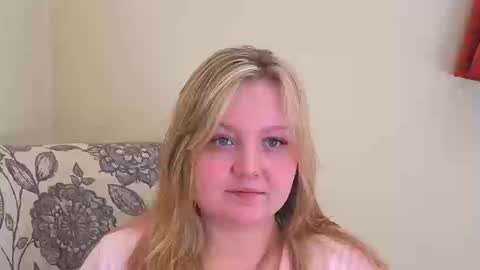Snapshot of phatassblond chatting on 24, 3, 2026 PhatAssBlond online show from 24, 3, 2026