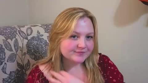 Snapshot of phatassblond chatting on 30, 3, 2026 PhatAssBlond online show from 30, 3, 2026