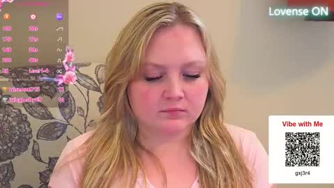 Snapshot of phatassblond chatting on 31, 3, 2026 PhatAssBlond online show from 31, 3, 2026
