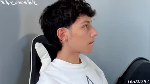 Phil.   INDEPENDENT MODEL online show from 16, 2, 2025