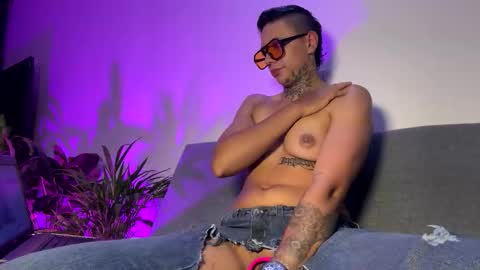 PHILLIP online show from 29, 3, 2026