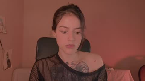 Snapshot of phoenixx_x chatting on 2, 5, 2026 phoenixx_x online show from 2, 5, 2026