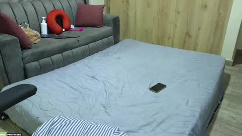 Sarah y Maximo online show from 27, 2, 2025