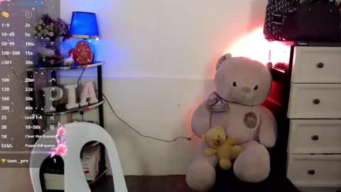 Snapshot of pia_worthsback chatting on 6, 2, 2025 Pia online show from 6, 2, 2025