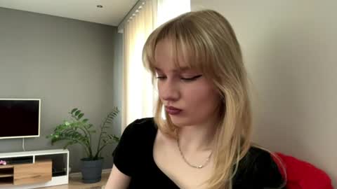 Kristie online show from 16, 6, 2026