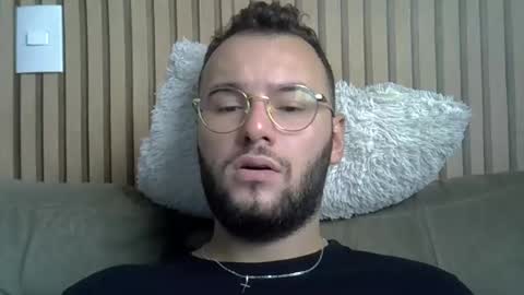 Snapshot of piazaocwbbb chatting on 26, 10, 2025 piazaocwbbb online show from 26, 10, 2025