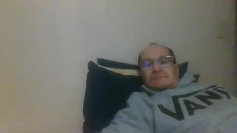 pichoun71 online show from 24, 1, 2025