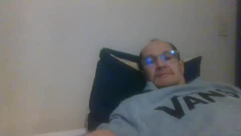 pichoun71 online show from 25, 1, 2025