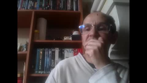 pichoun71 online show from 15, 2, 2025