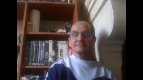 pichoun71 online show from 16, 2, 2025