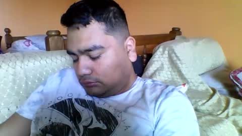Snapshot of pichulonrenzo chatting on 12, 10, 2025 PICHULAMOJADA online show from 12, 10, 2025