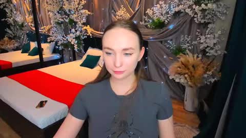 Emelie online show from 11, 2, 2025