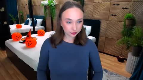 Emelie online show from 3, 11, 2025