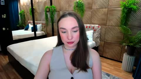 Emelie online show from 4, 4, 2026