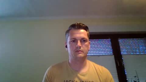 piercingsxxx online show from 15, 4, 2026