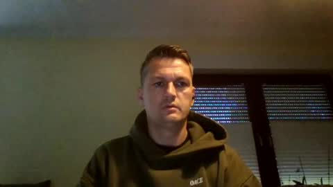 Snapshot of piercingsxxx chatting on 7, 5, 2026 piercingsxxx online show from 7, 5, 2026