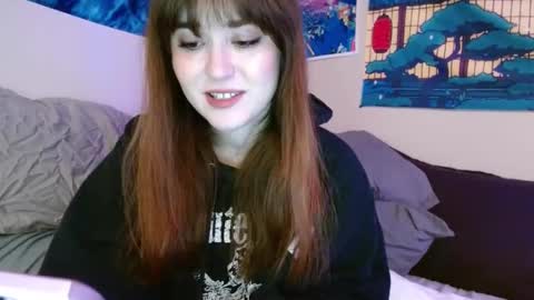 PilloGoddess online show from 3, 3, 2025