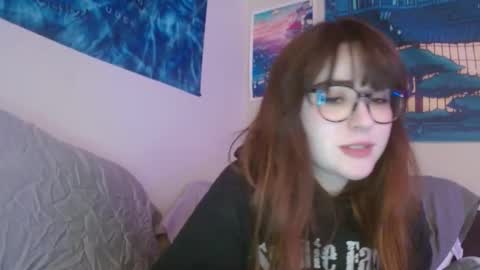 PilloGoddess online show from 3, 3, 2025