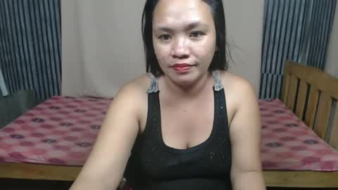 Snapshot of pinay_adeline chatting on 19, 10, 2025 pinay_adeline online show from 19, 10, 2025