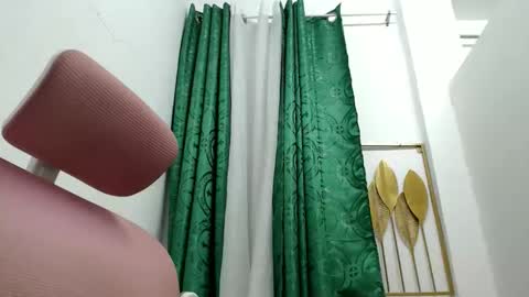 Pearly online show from 22, 11, 2025