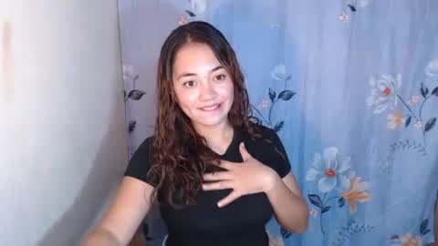 pinay_singlemomxs online show from 18, 10, 2025