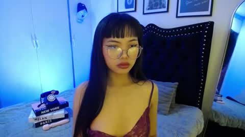 Snapshot of pinay_slutx chatting on 18, 11, 2025 dee online show from 18, 11, 2025