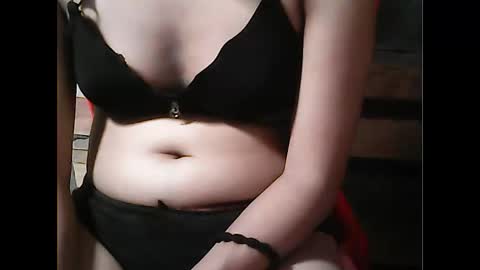 Snapshot of pinayhairyflower chatting on 10, 9, 2025 Nica online show from 10, 9, 2025