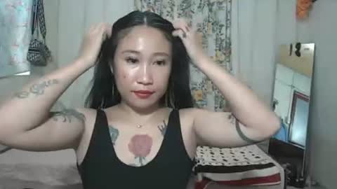 Snapshot of pinayhotty_yumie chatting on 28, 5, 2026 yumie online show from 28, 5, 2026
