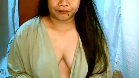 Snapshot of pinayjona chatting on 5, 2, 2025 pinayjona online show from 5, 2, 2025