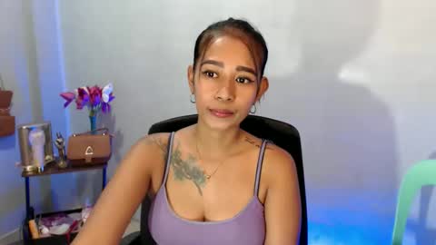 Snapshot of pinaymorena_renelda chatting on 20, 11, 2025 pinaymorena_renelda online show from 20, 11, 2025