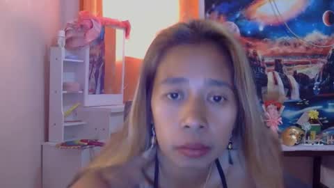 pinaymorena_renelda online show from 8, 4, 2026