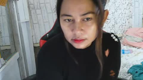 Snapshot of pinaysunday chatting on 4, 7, 2026 pinaysunday online show from 4, 7, 2026