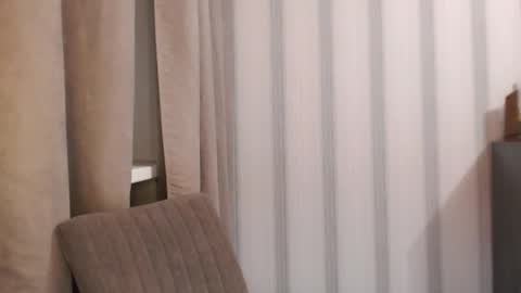       online show from 28, 10, 2025