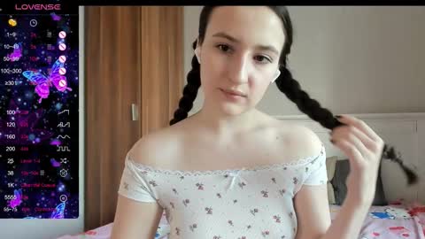 Snapshot of pingviluly chatting on 22, 10, 2025 pingviluly online show from 22, 10, 2025