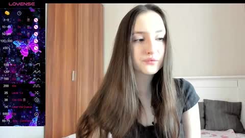 Snapshot of pingviluly chatting on 15, 11, 2025 pingviluly online show from 15, 11, 2025