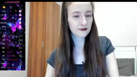 Snapshot of pingviluly chatting on 15, 12, 2025 pingviluly online show from 15, 12, 2025