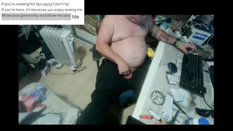 pini_z online show from 5, 1, 2025