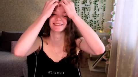 Snapshot of pink__sun chatting on 16, 3, 2026 Stephanie online show from 16, 3, 2026