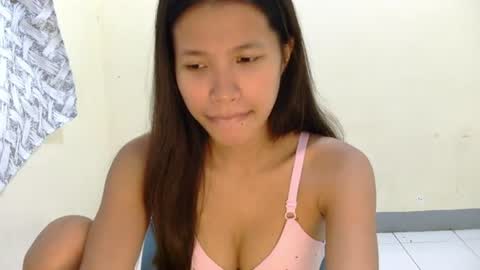 pink_bubbles011 online show from 4, 7, 2026
