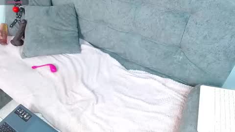 Snapshot of pink_love_25 chatting on 26, 1, 2025 pink_love_25 online show from 26, 1, 2025