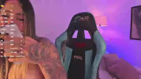 Snapshot of pink_quarz chatting on 11, 10, 2025 KELLY  online show from 11, 10, 2025