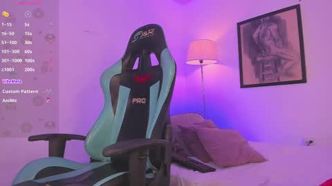 Snapshot of pink_quarz chatting on 19, 10, 2025 KELLY  online show from 19, 10, 2025