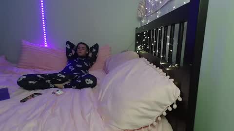 pink_tv online show from 3, 11, 2025