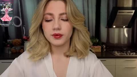 Adele online show from 14, 2, 2025