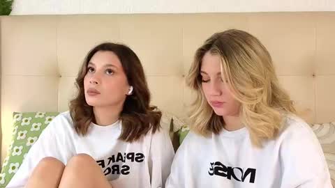 Adele online show from 23, 12, 2025