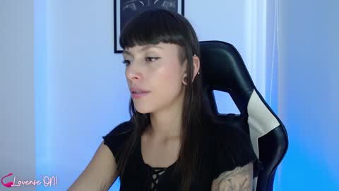 Snapshot of pinkcatlive chatting on 5, 12, 2024 Emily online show from 5, 12, 2024